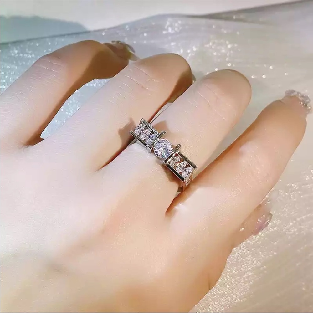 New 925 Silver Classic Irregular Geometric Ladies New Hip Hop Party Diamond Ring - Picture 5 of 5